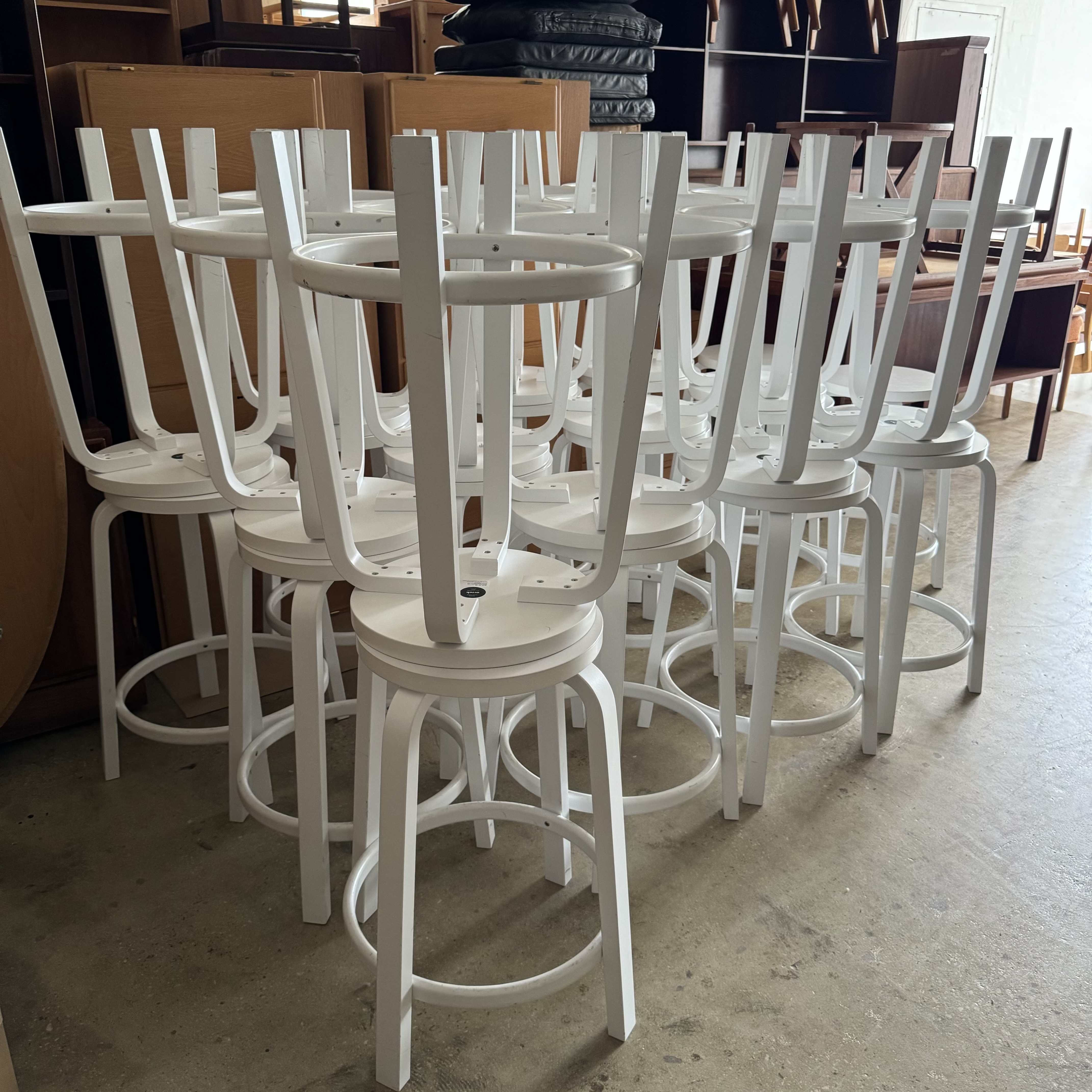 Bar stool 64