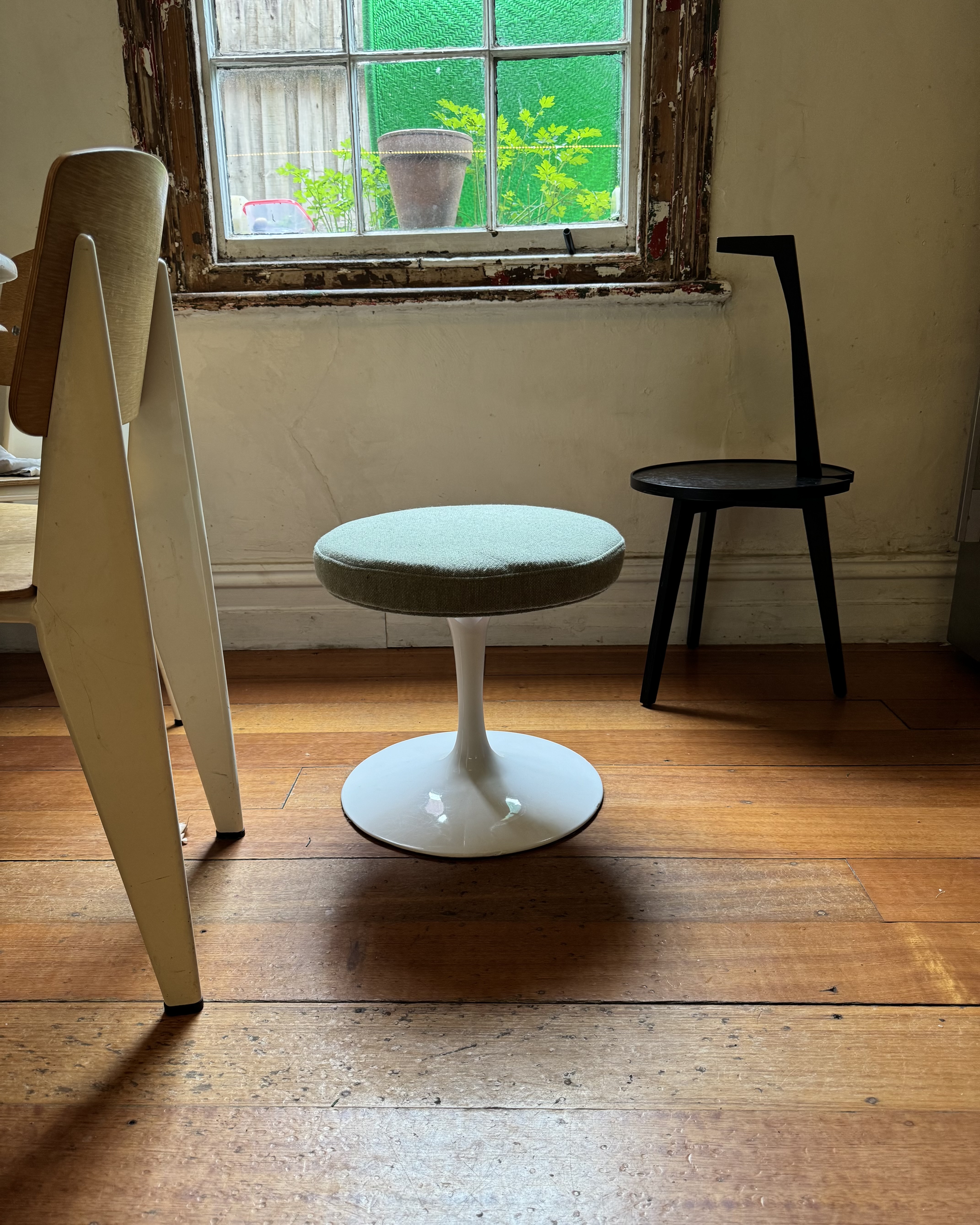 Tulip Stool